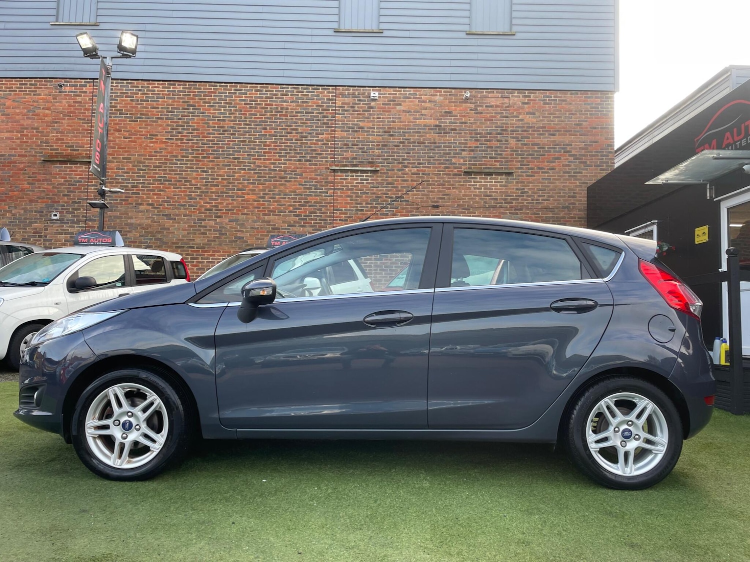 Used Ford Fiesta 2014 for sale - 77205806: Photo 9