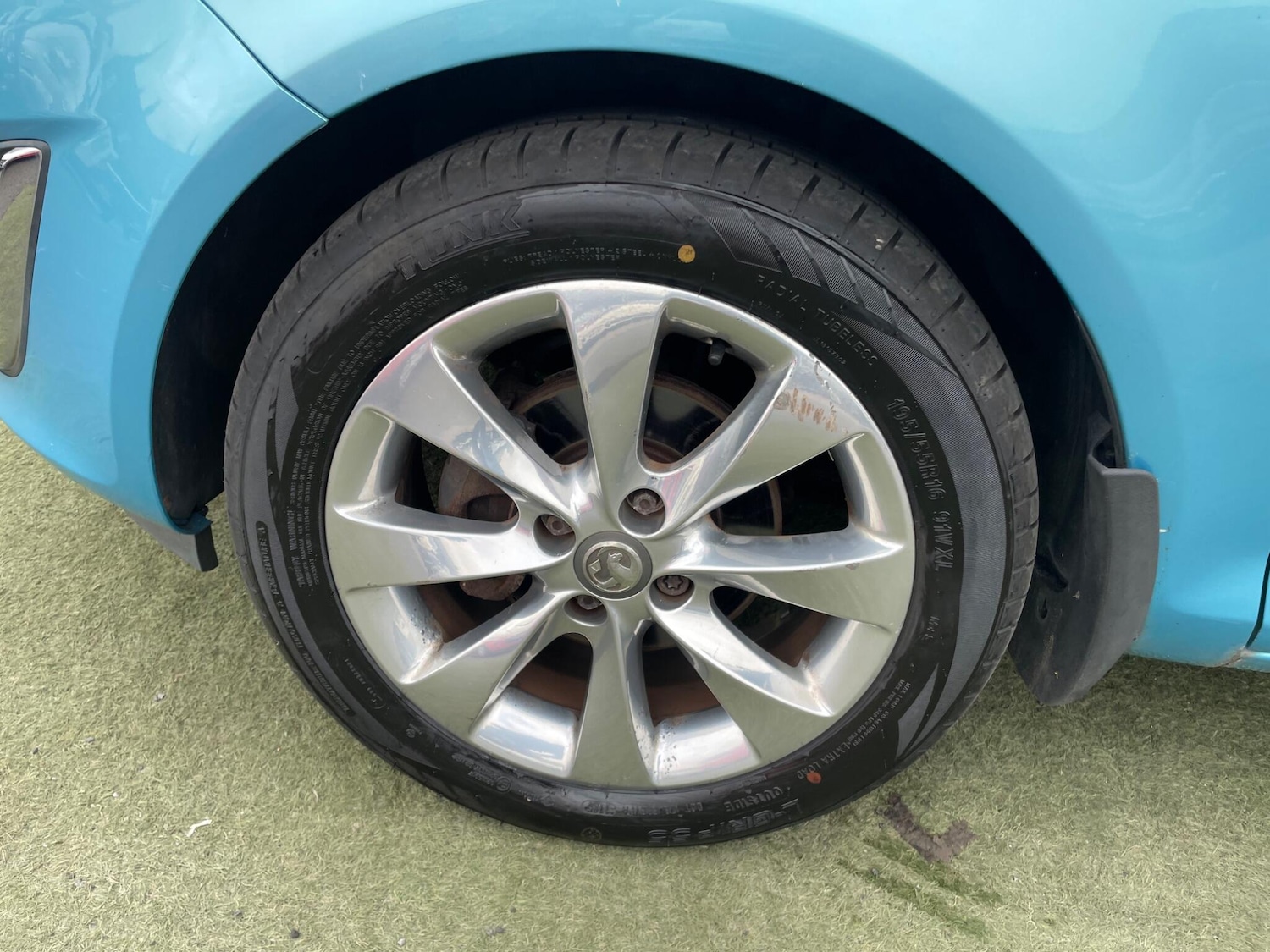 Used Vauxhall Corsa 2012 for sale - 77927500: Photo 10