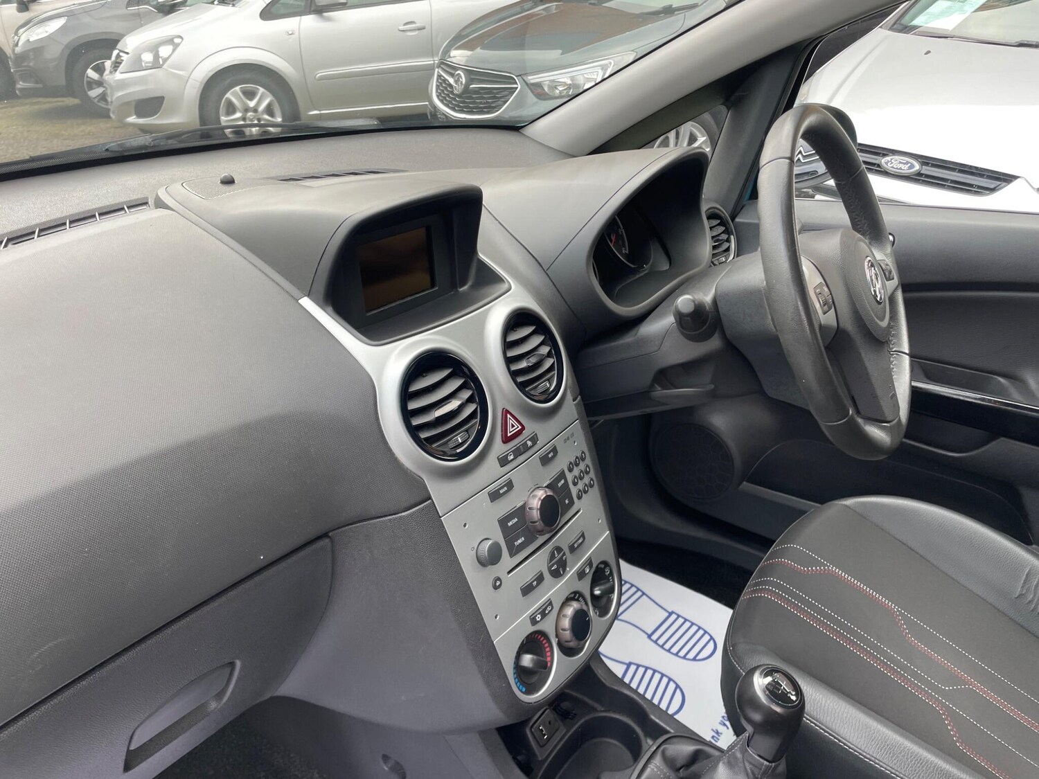 Used Vauxhall Corsa 2012 for sale - 77927500: Photo 20