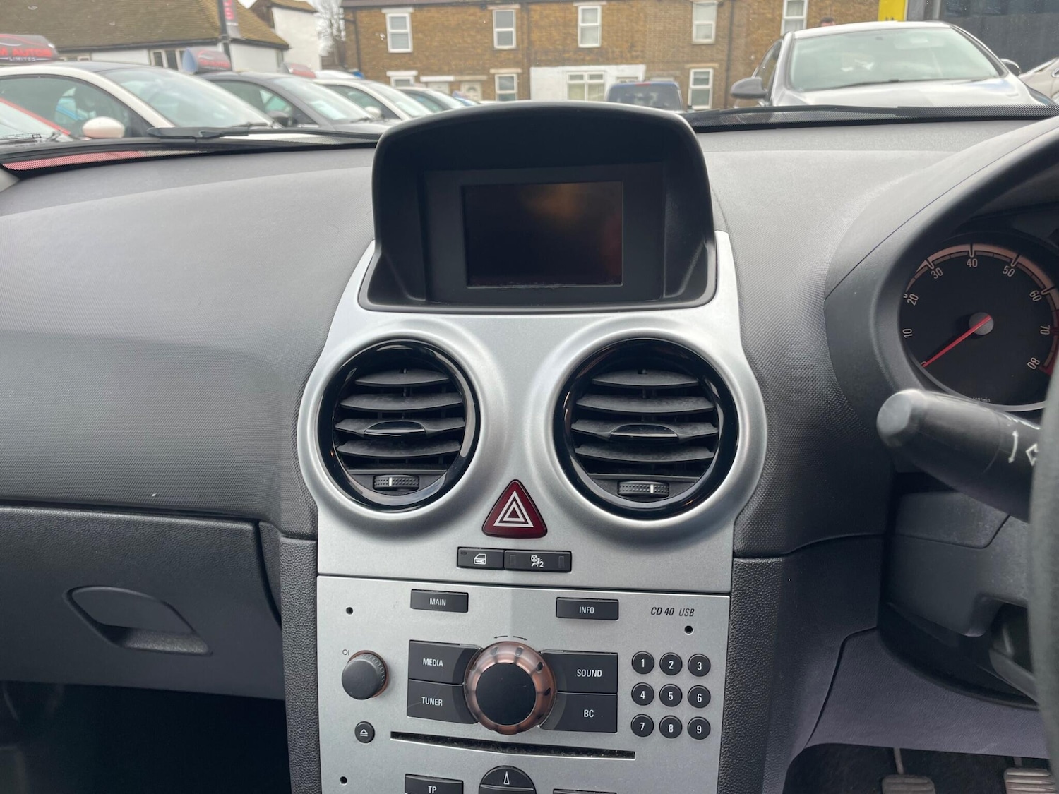 Used Vauxhall Corsa 2012 for sale - 77927500: Photo 25