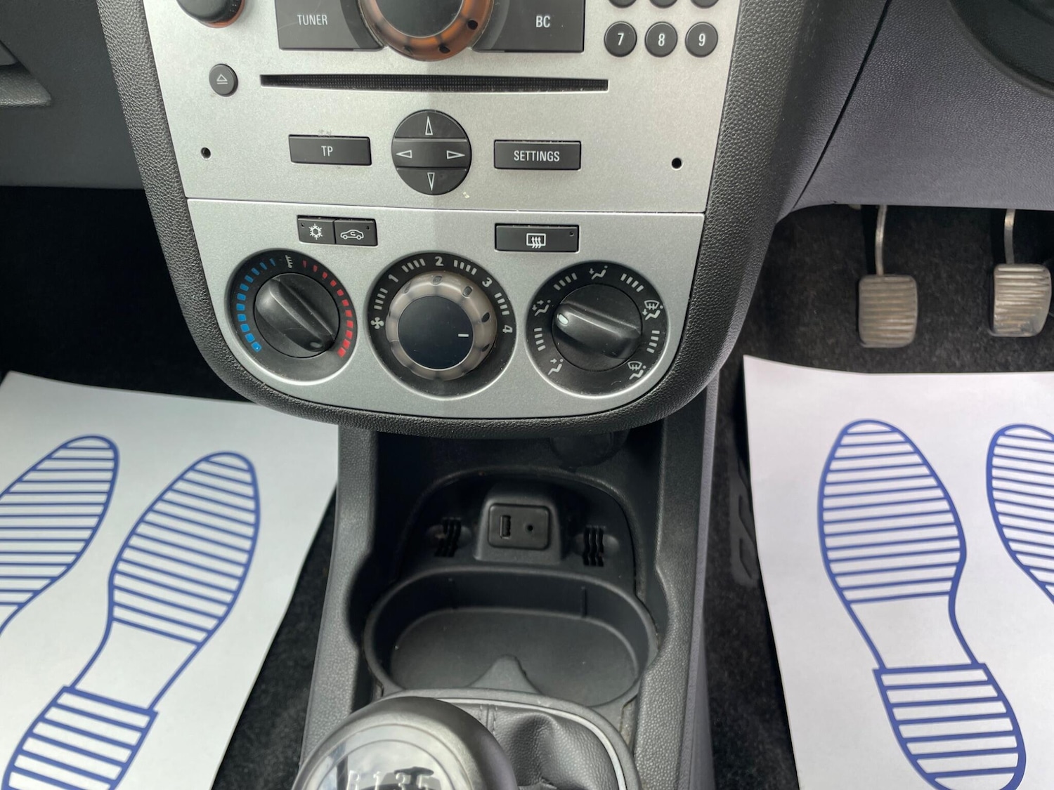 Used Vauxhall Corsa 2012 for sale - 77927500: Photo 28