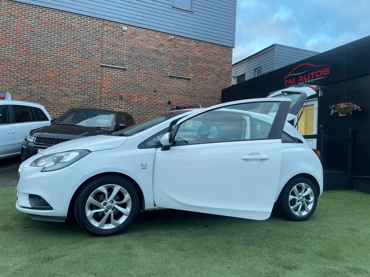 Used Vauxhall Corsa 2016 for sale - 77555412: Photo 14