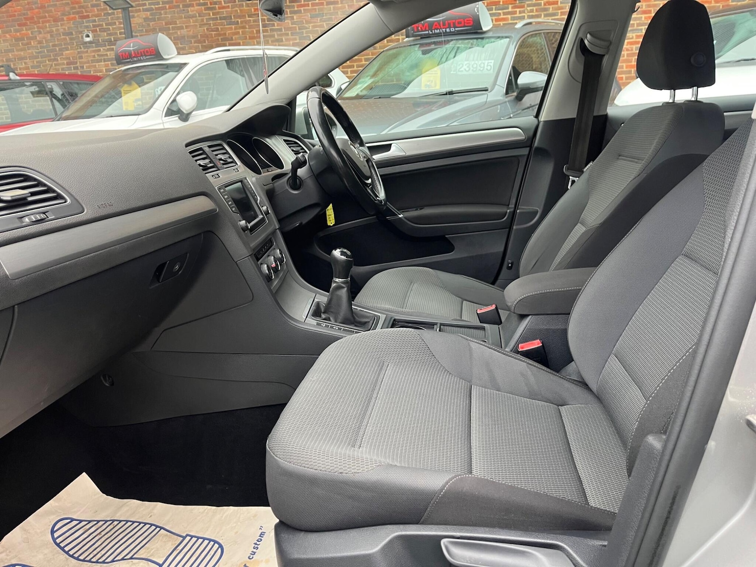 Used Volkswagen Golf 2015 for sale - 77064377: Photo 10