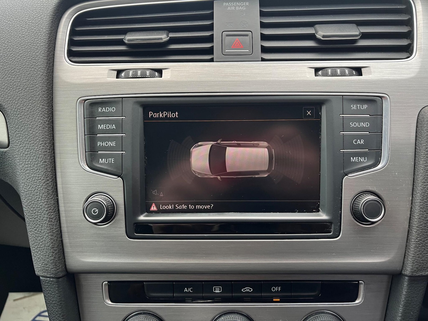 Used Volkswagen Golf 2015 for sale - 77064377: Photo 16