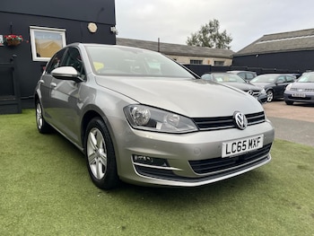 Used Volkswagen Golf 2015 for sale - 77064377: Photo