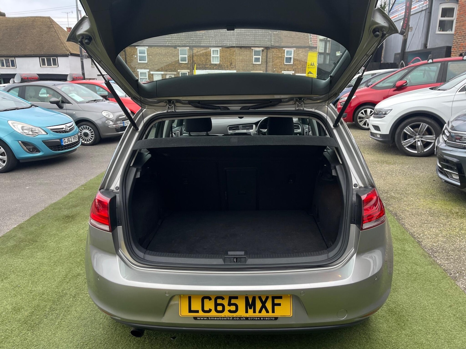 Used Volkswagen Golf 2015 for sale - 77064377: Photo 9