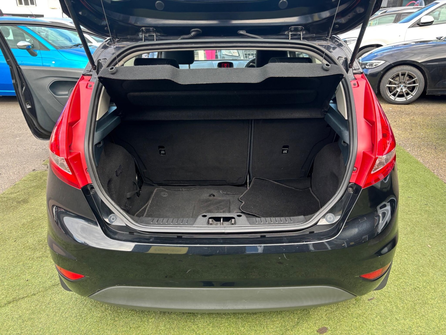 Used Ford Fiesta 2012 for sale - 78029090: Photo 11