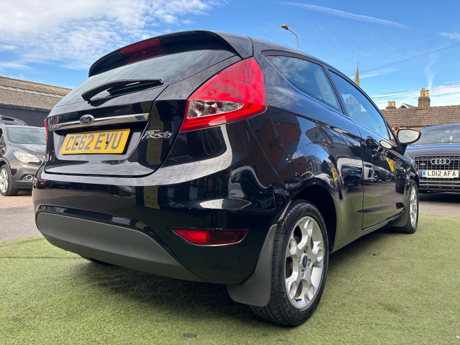 Used Ford Fiesta 2012 for sale - 78029090: Photo 5