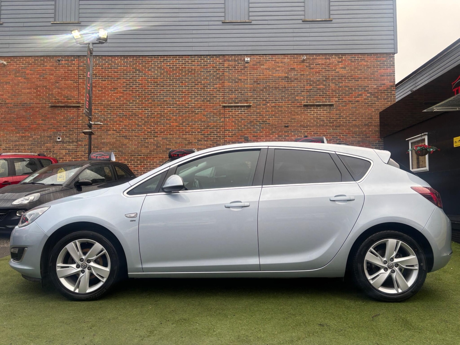 Used Vauxhall Astra 2014 for sale - 77627684: Photo 8