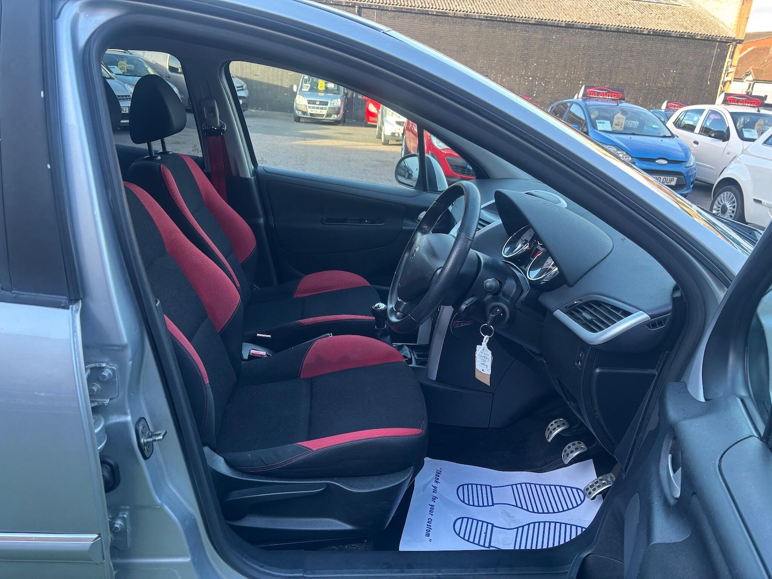 Used Peugeot 207 2012 for sale - 76616897: Photo 18