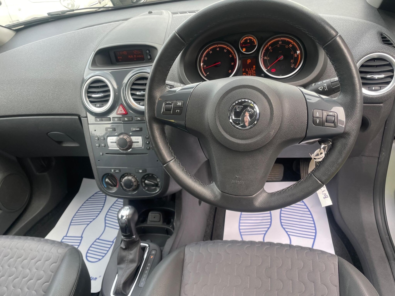 Used Vauxhall Corsa 2012 for sale - 77631379: Photo 11