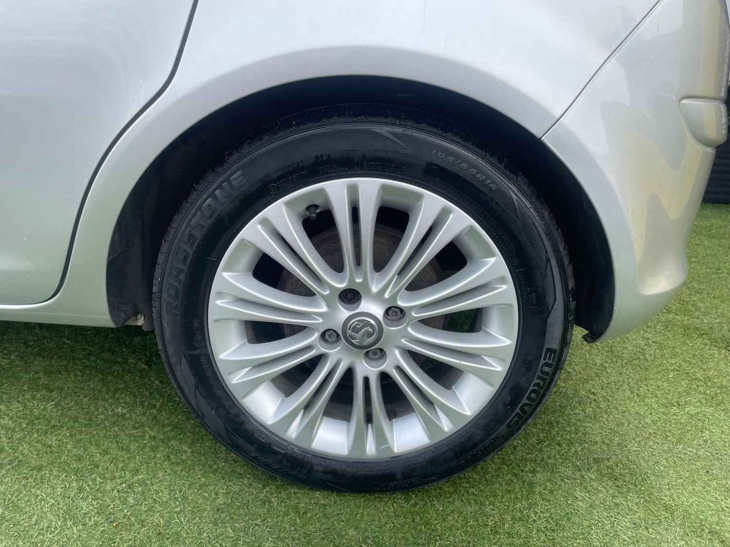 Used Vauxhall Corsa 2012 for sale - 77631379: Photo 21