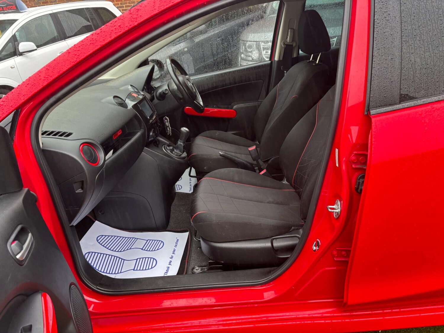 Used Mazda Mazda2 2014 for sale - 77457936: Photo 11