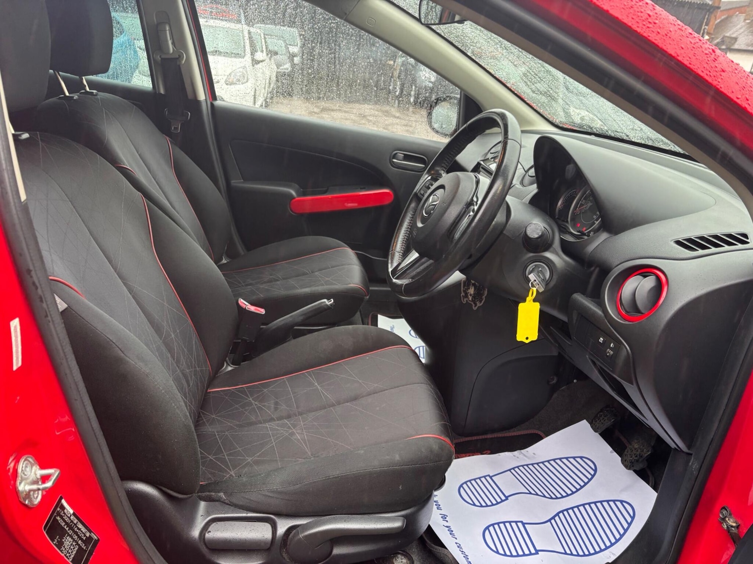 Used Mazda Mazda2 2014 for sale - 77457936: Photo 12