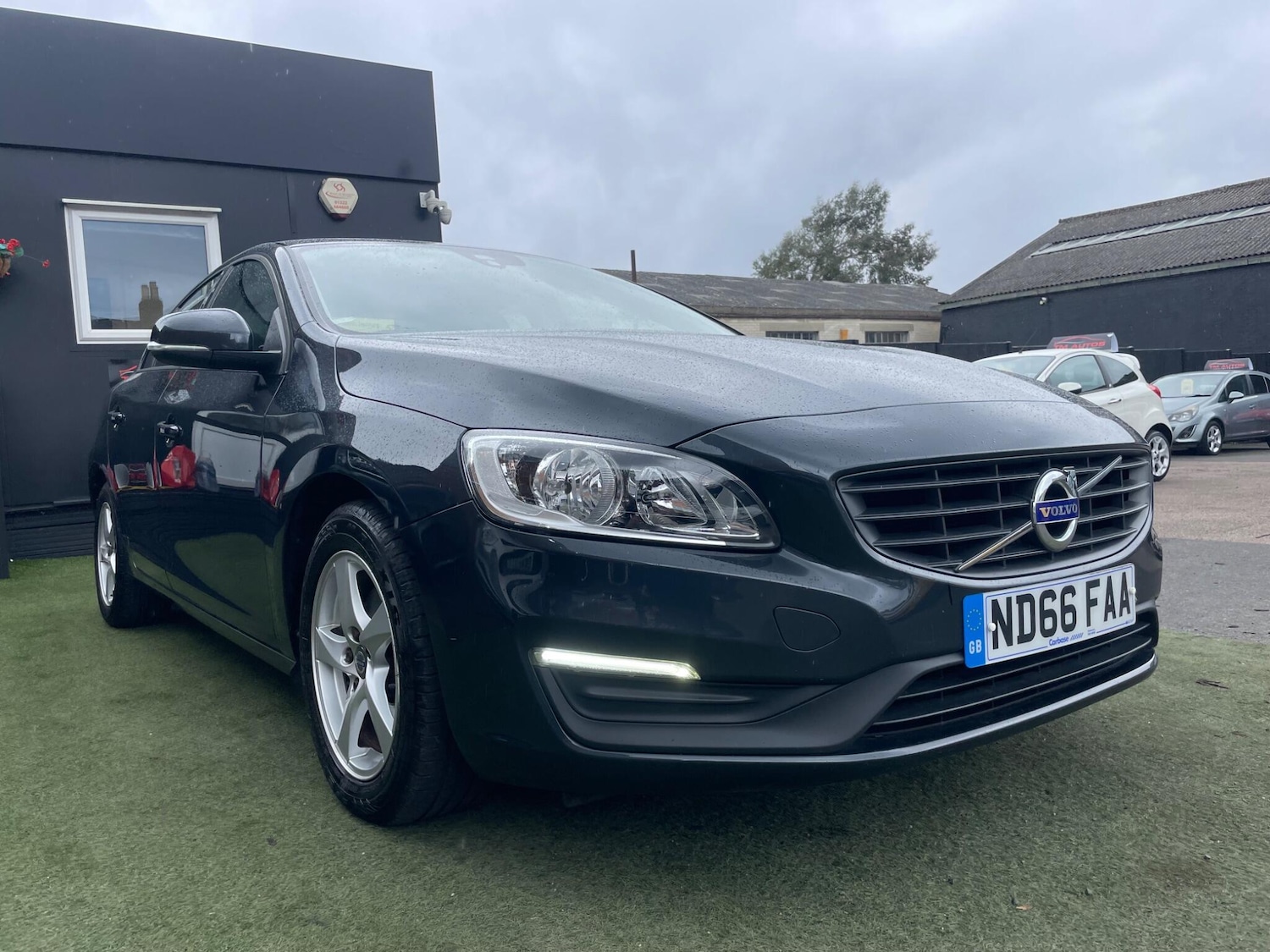 Used Volvo S60 2016 for sale - 77813461: Photo 3