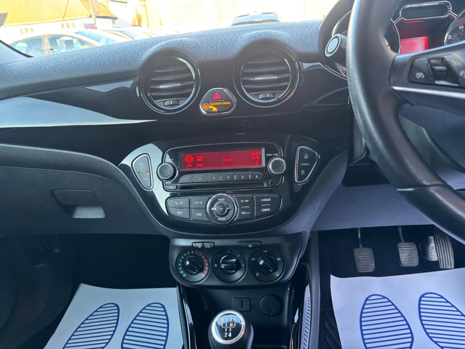 Used Vauxhall ADAM 2015 for sale - 77946249: Photo 14