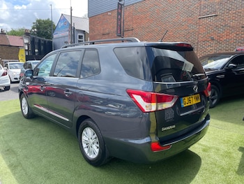 Used Ssangyong Turismo 2017 for sale - 78650670: Photo
