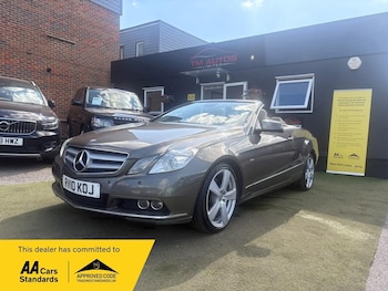 Used Mercedes-Benz E Class 2010 for sale - 79482804: Photo