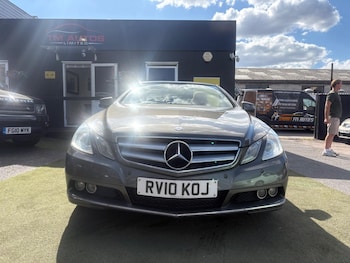 Used Mercedes-Benz E Class 2010 for sale - 79482804: Photo