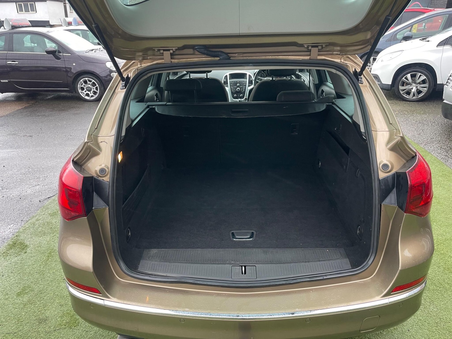 Used Vauxhall Astra 2013 for sale - 77276797: Photo 8