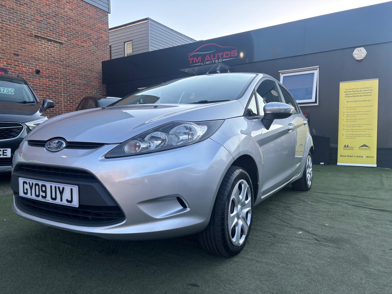 Used Ford Fiesta 2009 for sale - 77960048: Photo 2