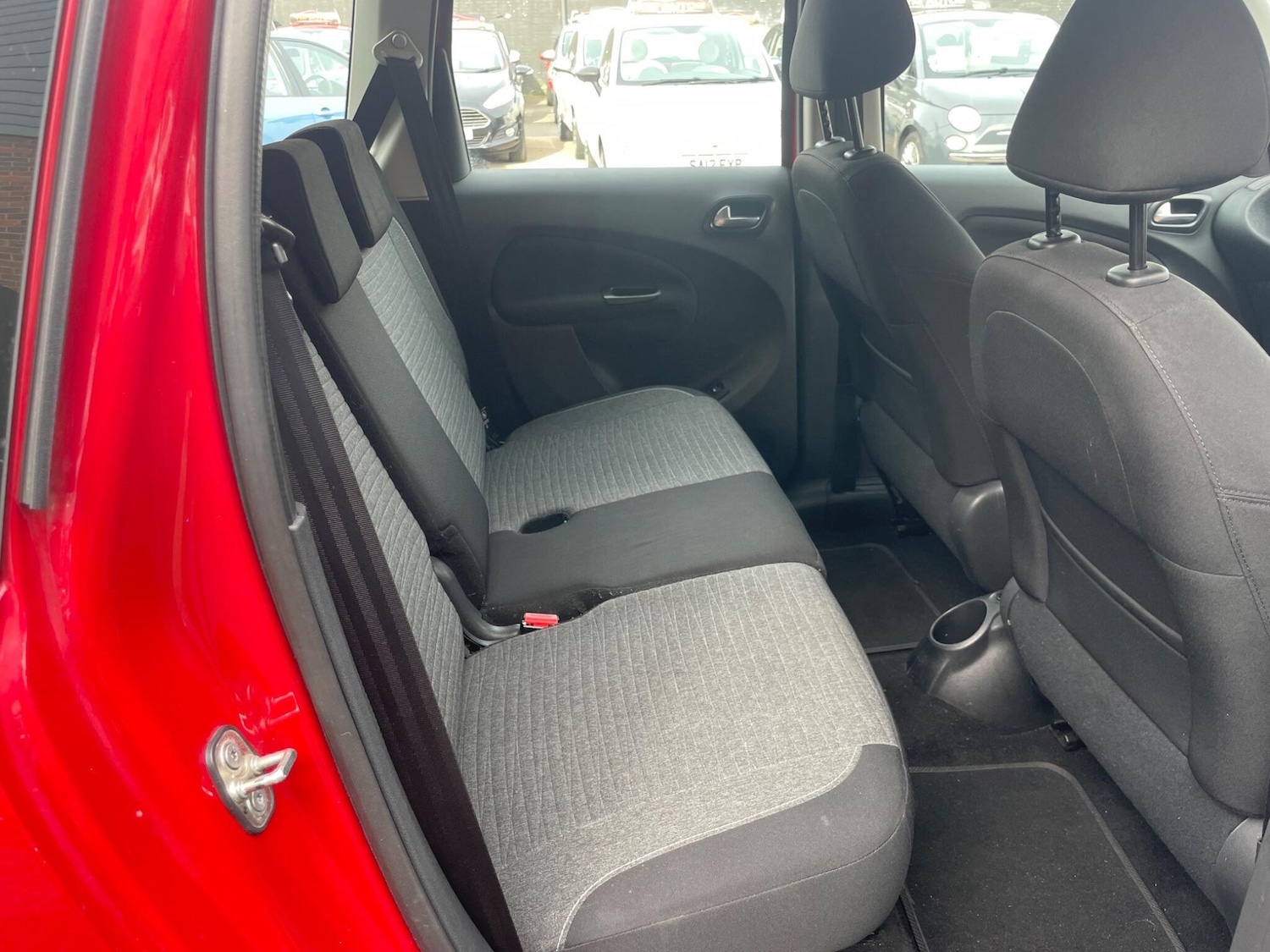 Used Citroen C3 Picasso 2015 for sale - 77582475: Photo 12