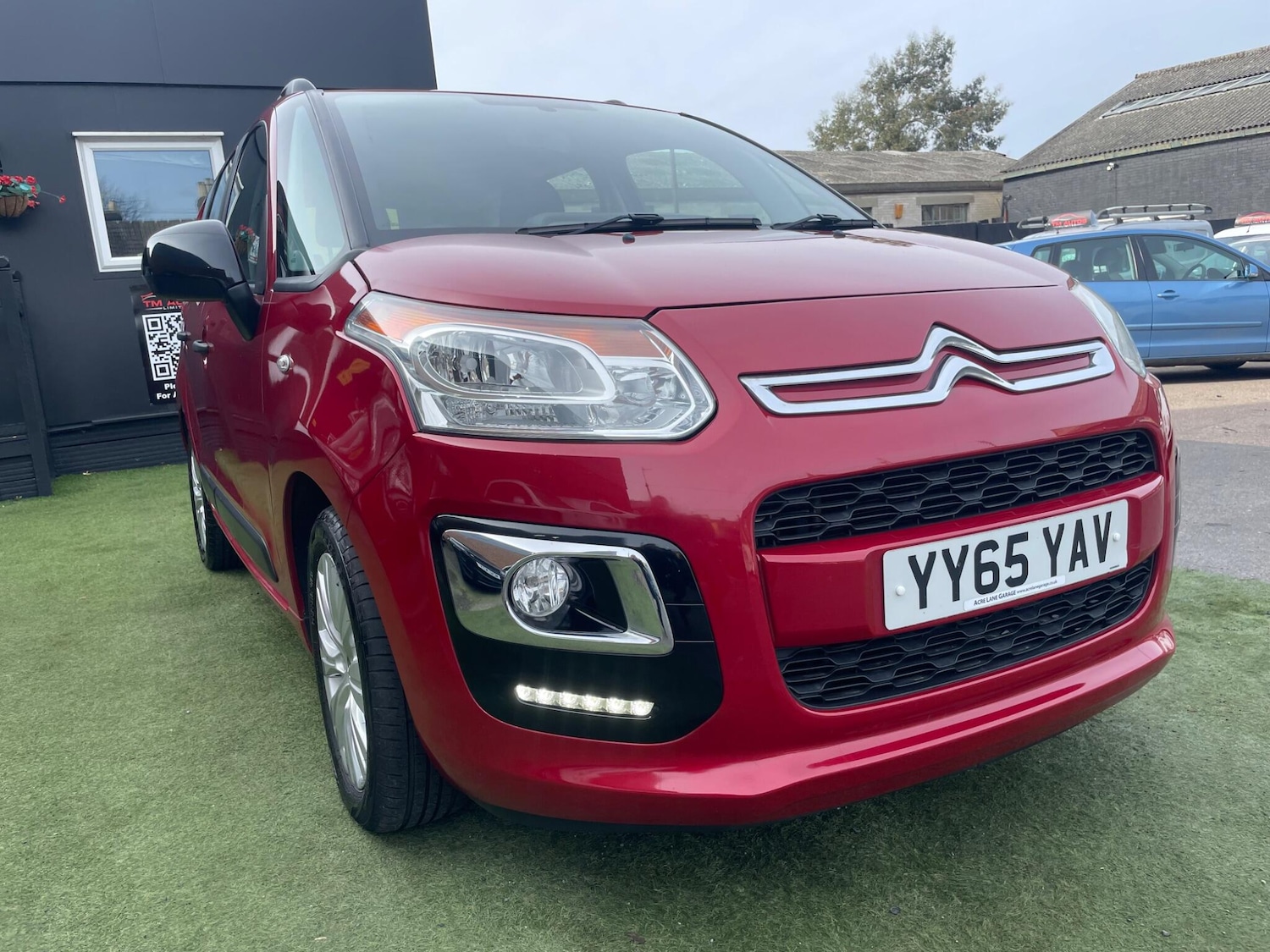 Used Citroen C3 Picasso 2015 for sale - 77582475: Photo 3