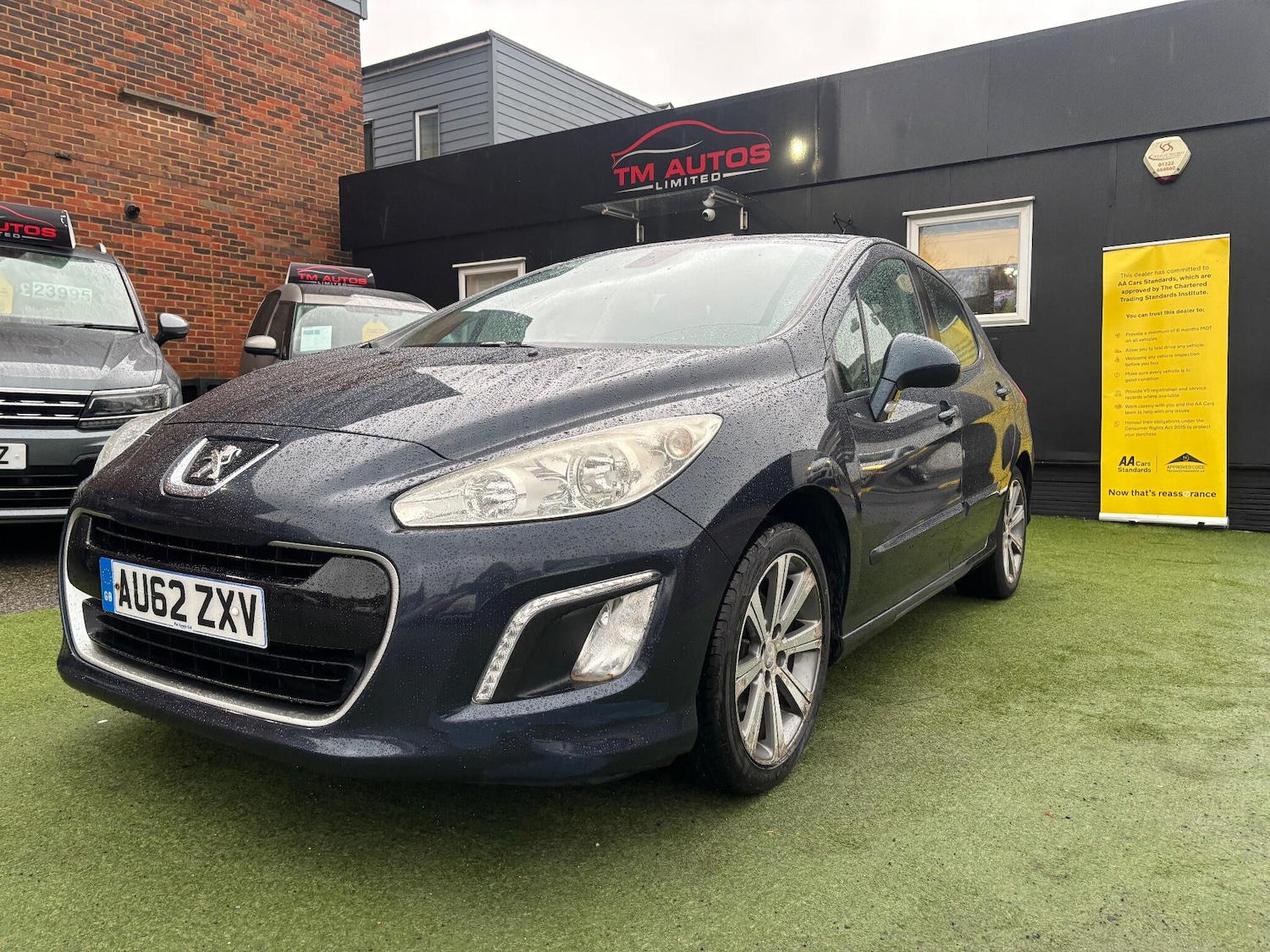 Used Peugeot 308 2012 for sale - 77148580: Photo 2