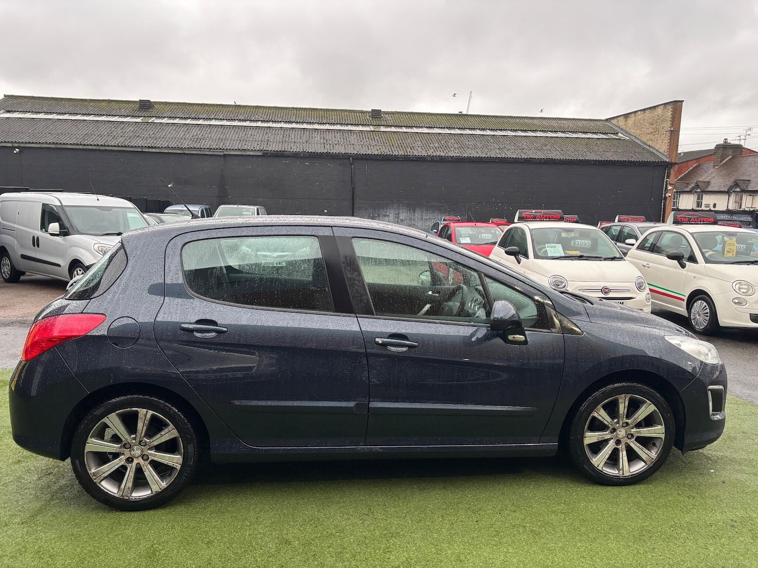 Used Peugeot 308 2012 for sale - 77148580: Photo 5
