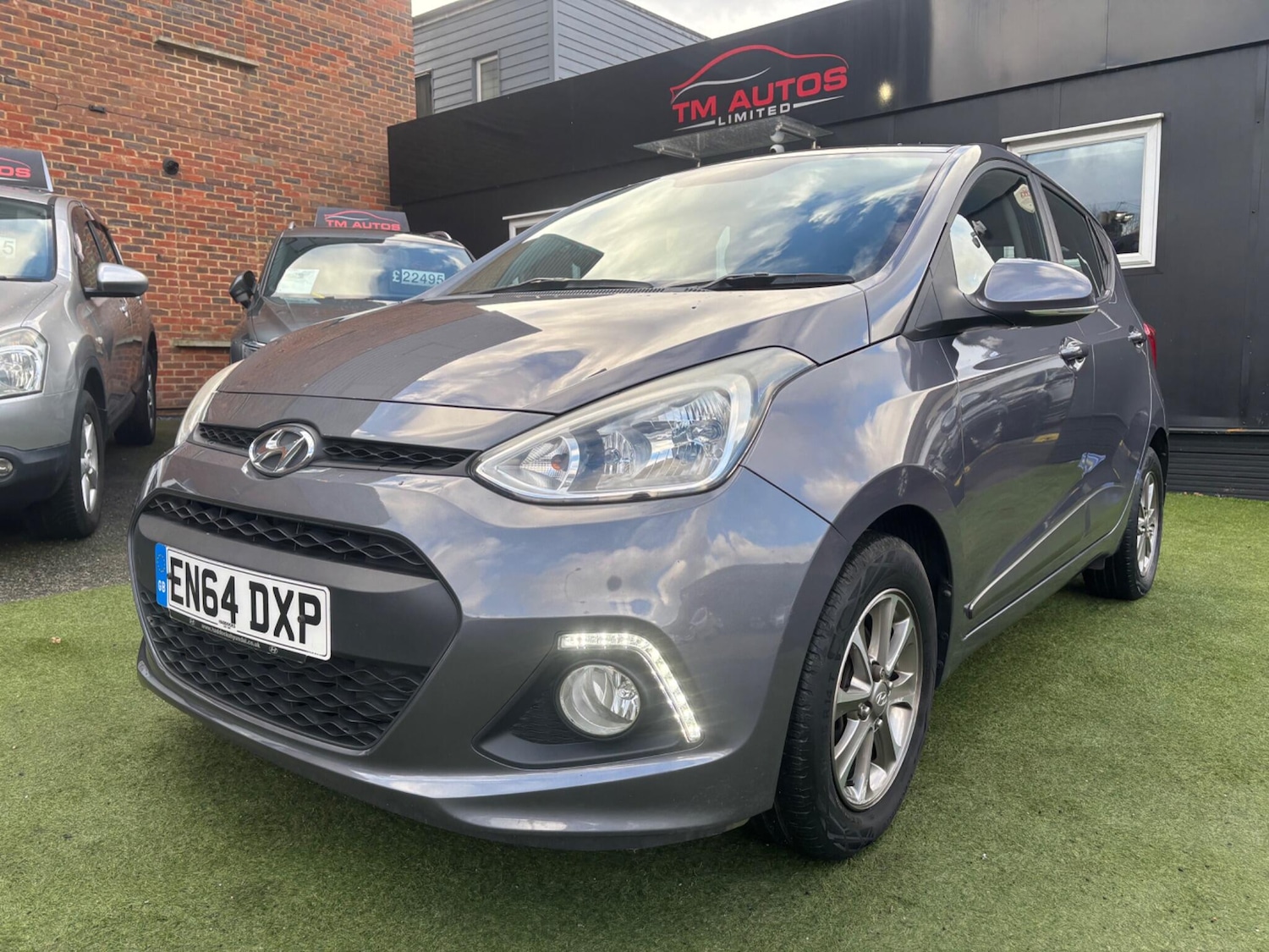 Used Hyundai i10 2015 for sale - 77262881: Photo 2