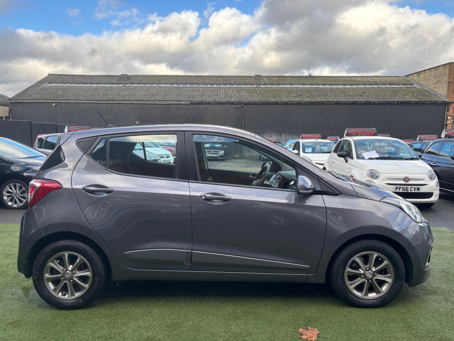 Used Hyundai i10 2015 for sale - 77262881: Photo 5