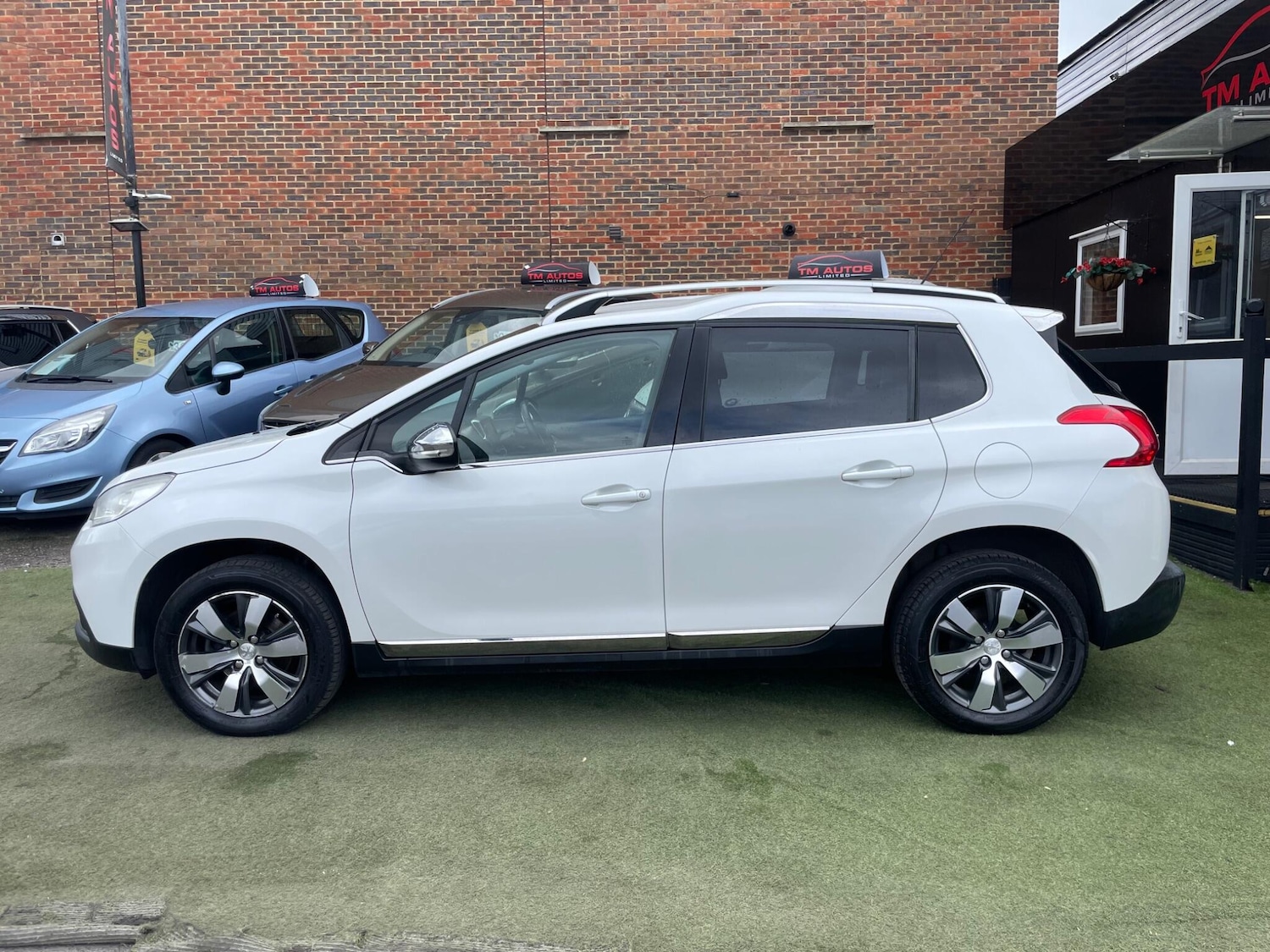 Used Peugeot 2008 for sale - 78219522: Photo 4
