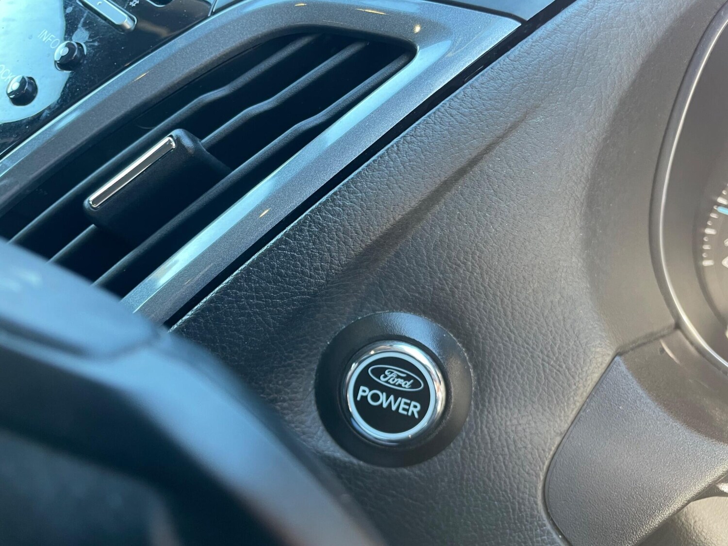 Used Ford Focus 2012 for sale - 77927499: Photo 29