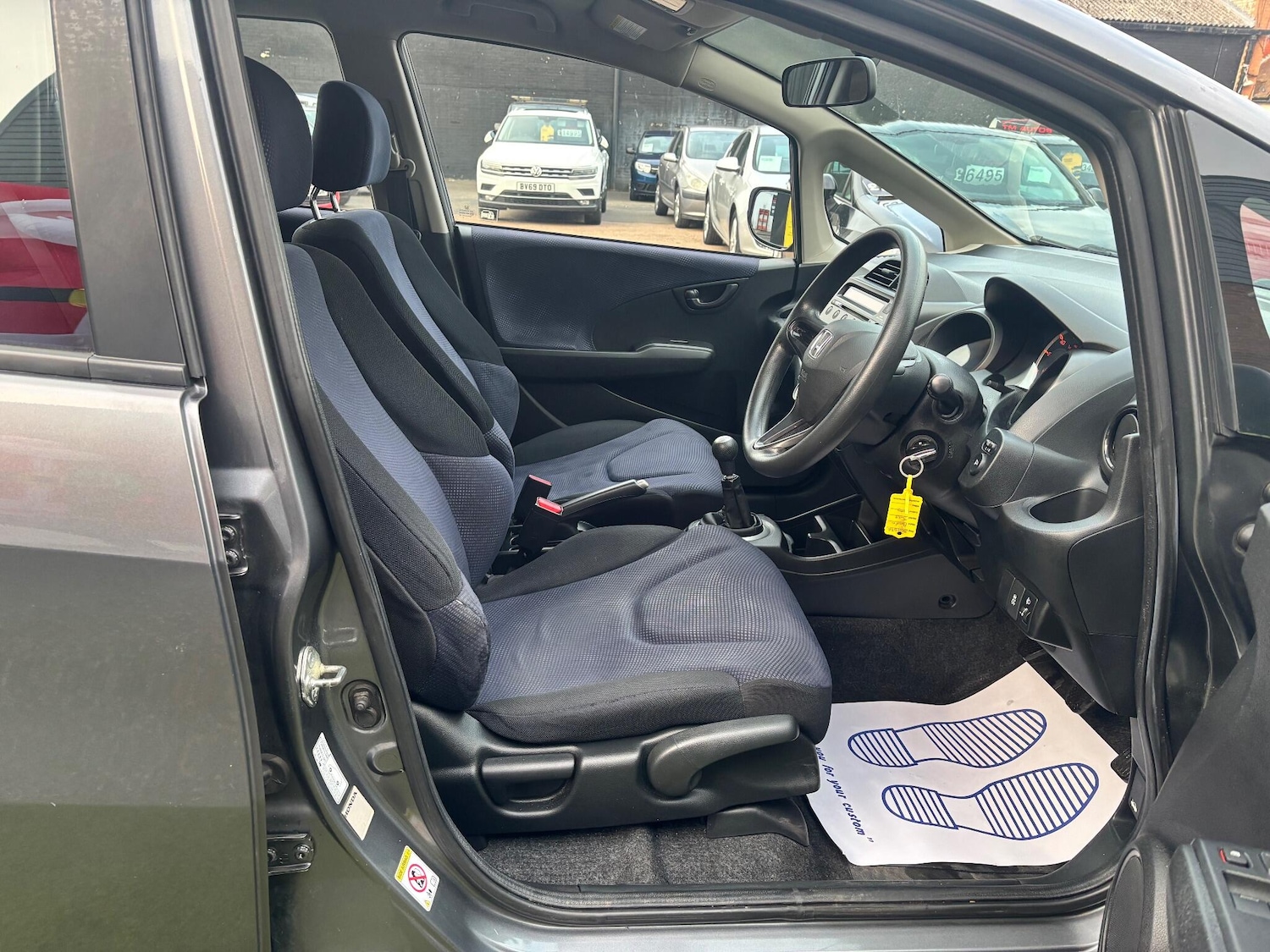 Used Honda Jazz 2011 for sale - 76966876: Photo 15