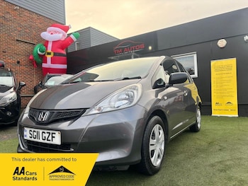 Used Honda Jazz 2011 for sale - 76966876: Photo