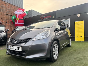 Used Honda Jazz 2011 for sale - 76966876: Photo