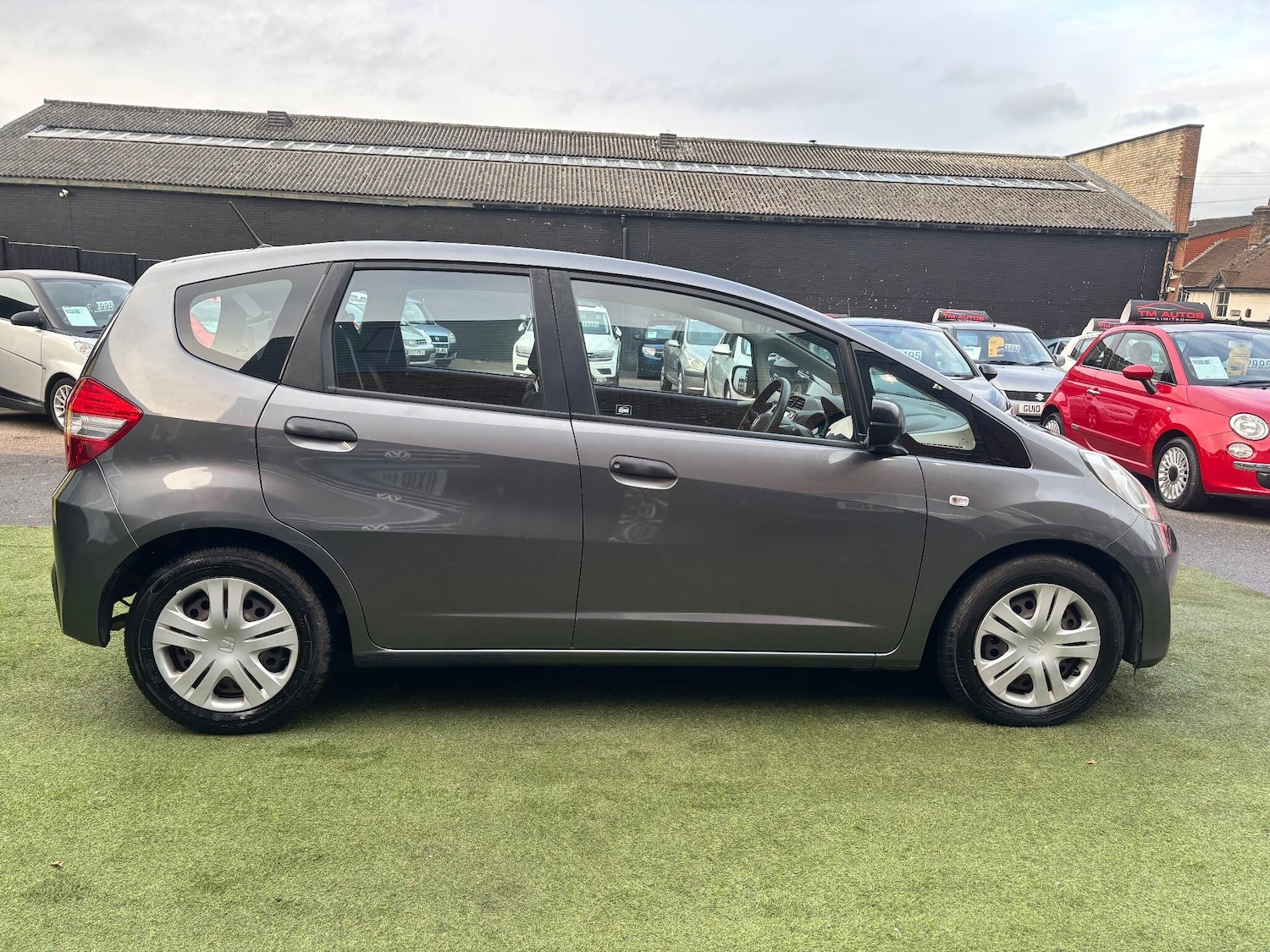 Used Honda Jazz 2011 for sale - 76966876: Photo 5