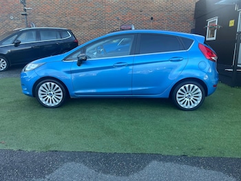 Used Ford Fiesta 2011 for sale - 76426304: Photo