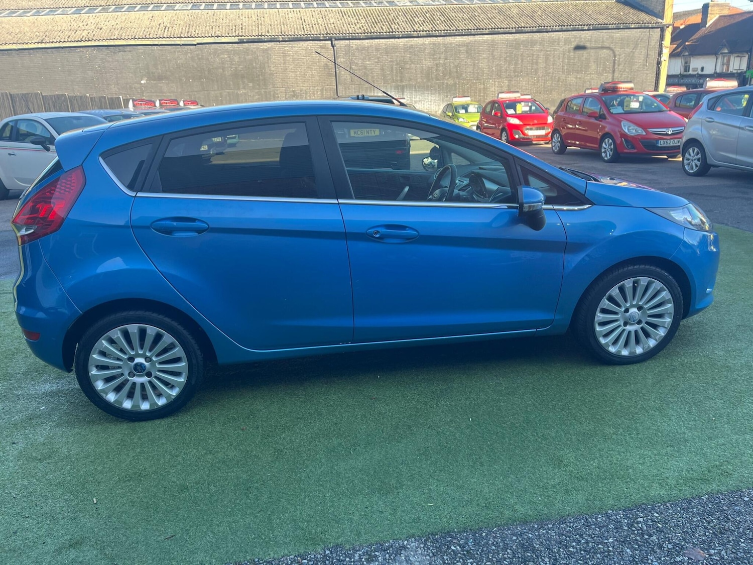 Used Ford Fiesta 2011 for sale - 76426304: Photo 5