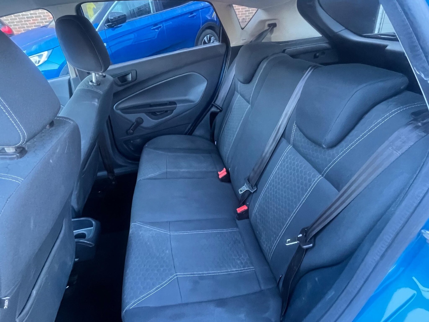 Used Ford Fiesta 2011 for sale - 76426304: Photo 8