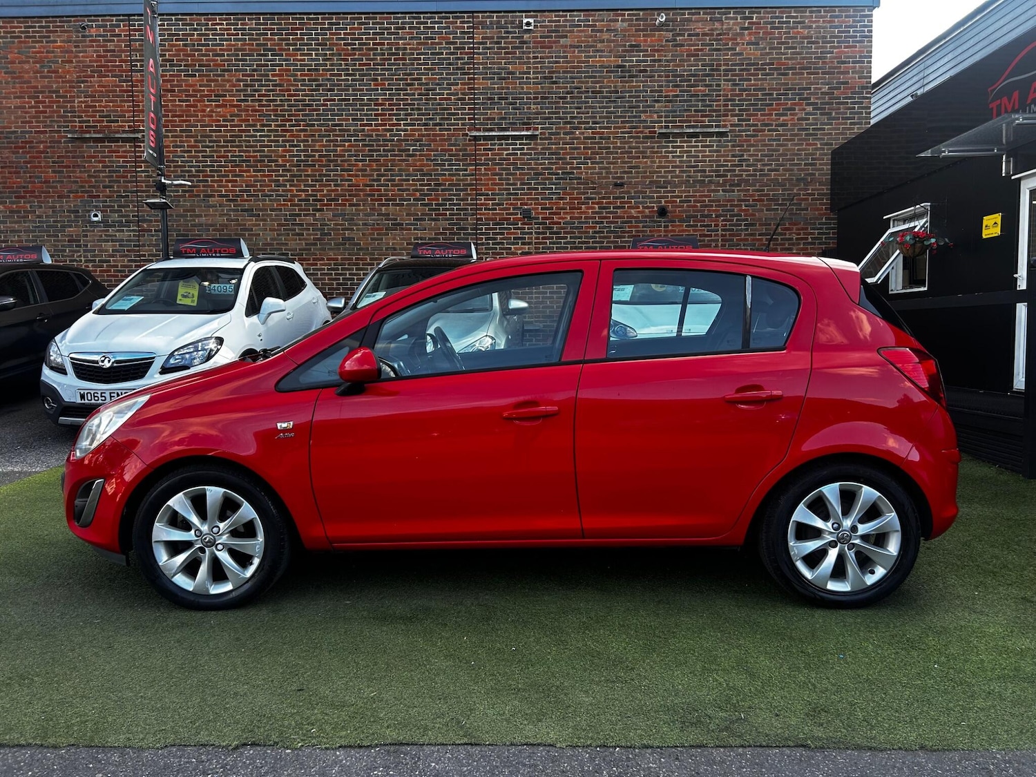 Used Vauxhall Corsa 2012 for sale - 76426310: Photo 7