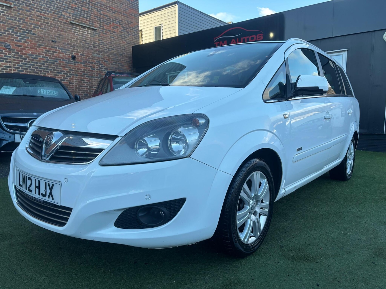 Used Vauxhall Zafira 2012 for sale - 77269405: Photo 2