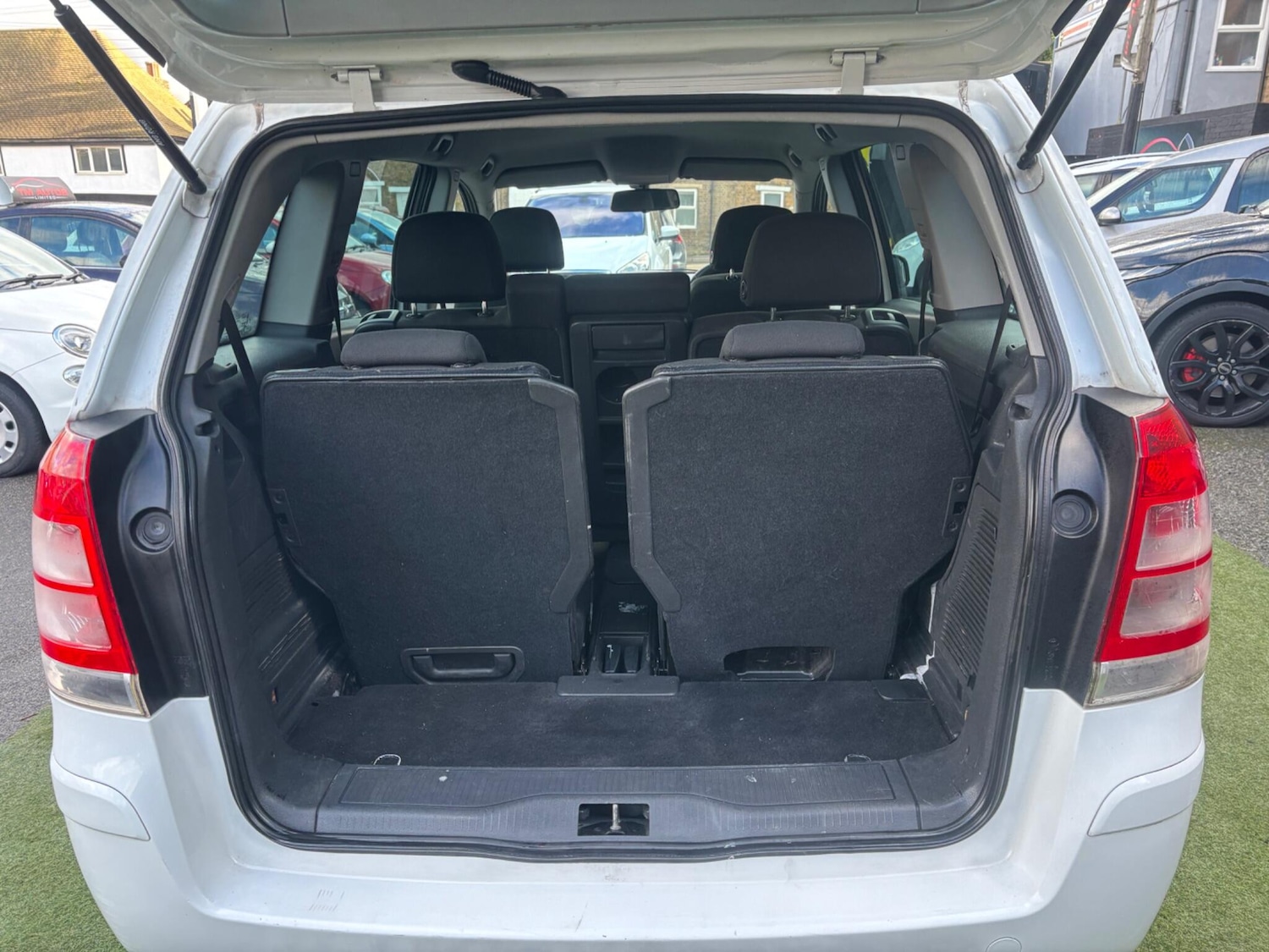 Used Vauxhall Zafira 2012 for sale - 77269405: Photo 9