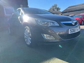 Used Vauxhall Astra 2011 for sale - 78371777: Photo