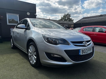 Used Vauxhall Astra 2013 for sale - 79156336: Photo