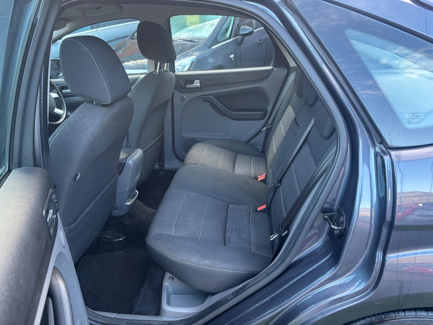 Used Ford Focus 2010 for sale - 76792431: Photo 13