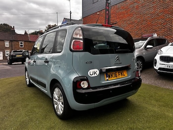 Used Citroen C3 Picasso 2016 for sale - 76426317: Photo