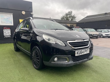 Used Peugeot 2008 2015 for sale - 76426321: Photo