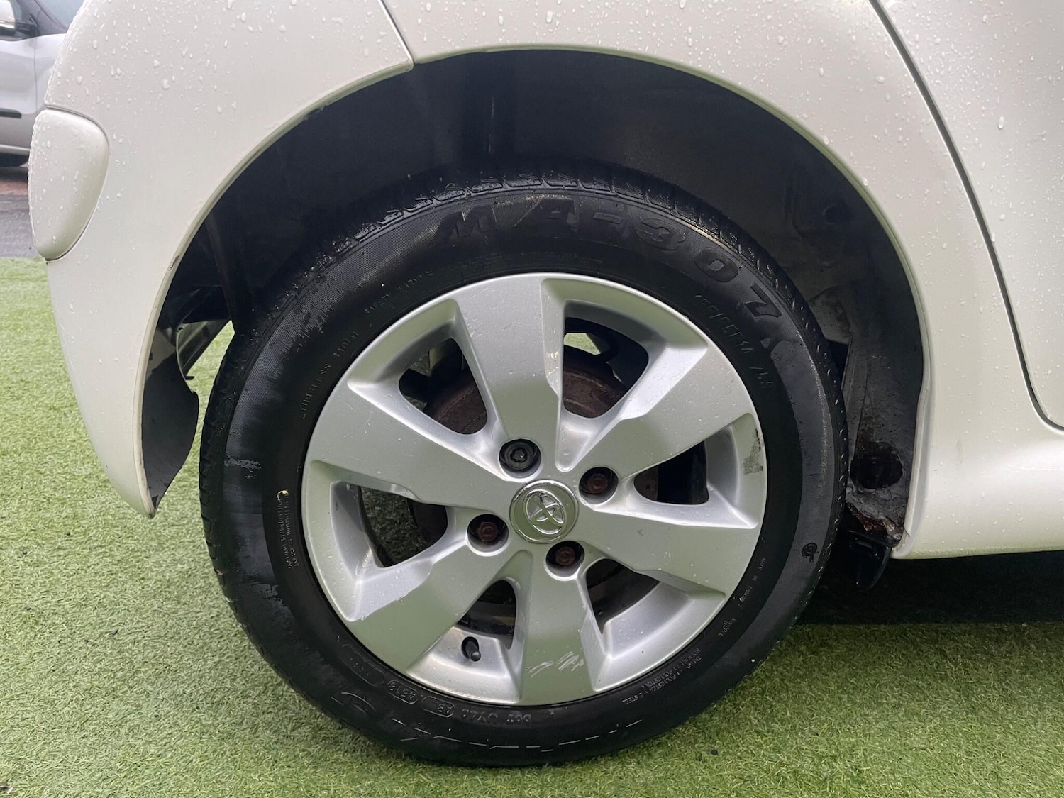 Used Toyota AYGO 2013 for sale - 77152714: Photo 13