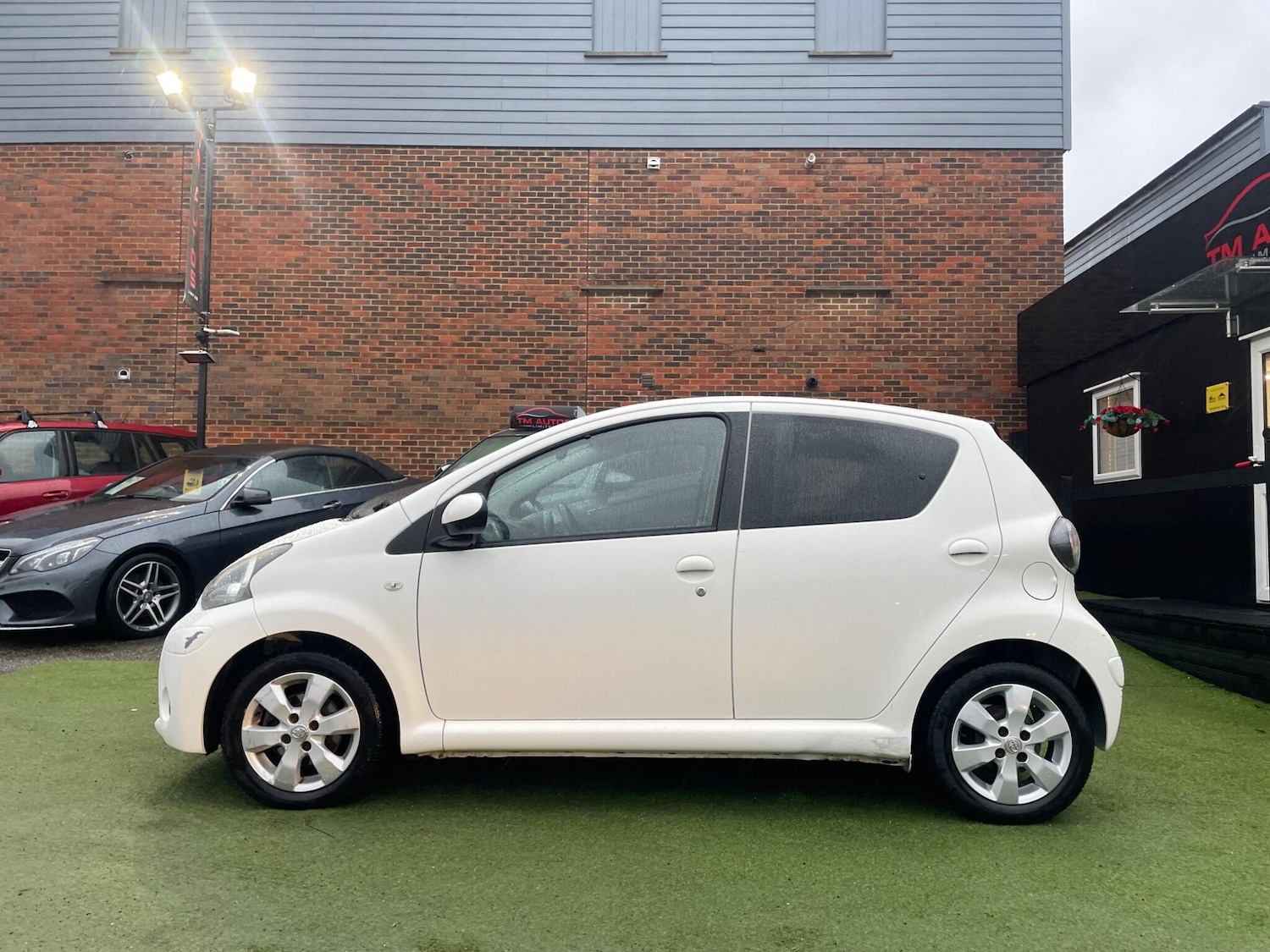 Used Toyota AYGO 2013 for sale - 77152714: Photo 9